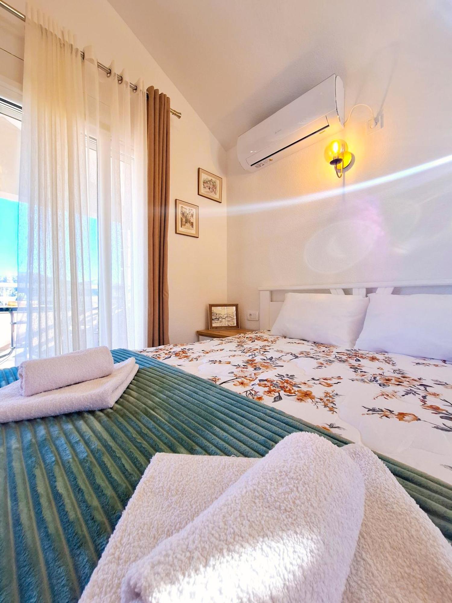 Sunny Side Apartments Rijeka Crnojevića Kültér fotó